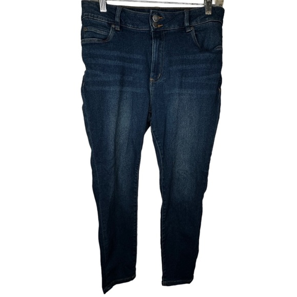 Tahari Jeans‎ - Picture 1 of 5